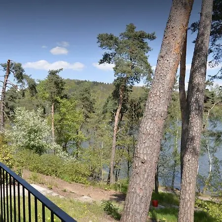 Terasy Mladi Machovo Jezero Lägenhet *