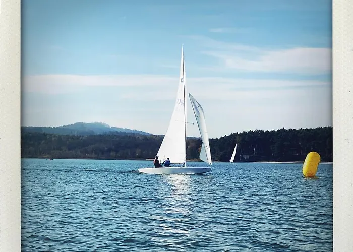 Terasy Mladi Machovo Jezero Lägenhet *